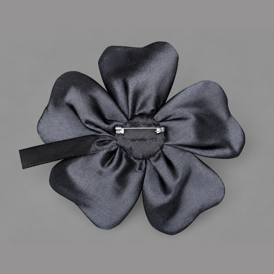 Flower brooch in black satin