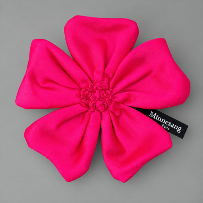 Flower brooch in shocking pink satin
