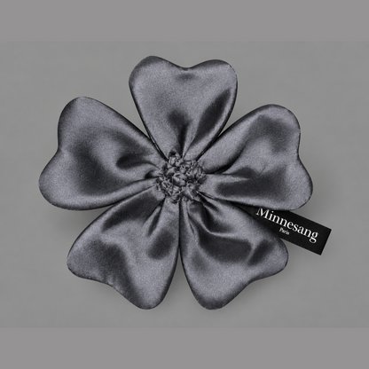 Flower brooch in black satin