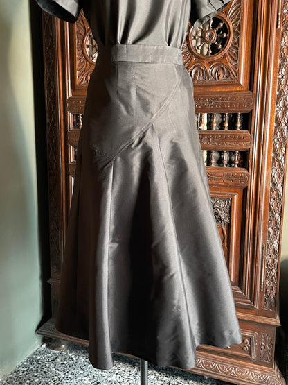 Christobal skirt in black satin