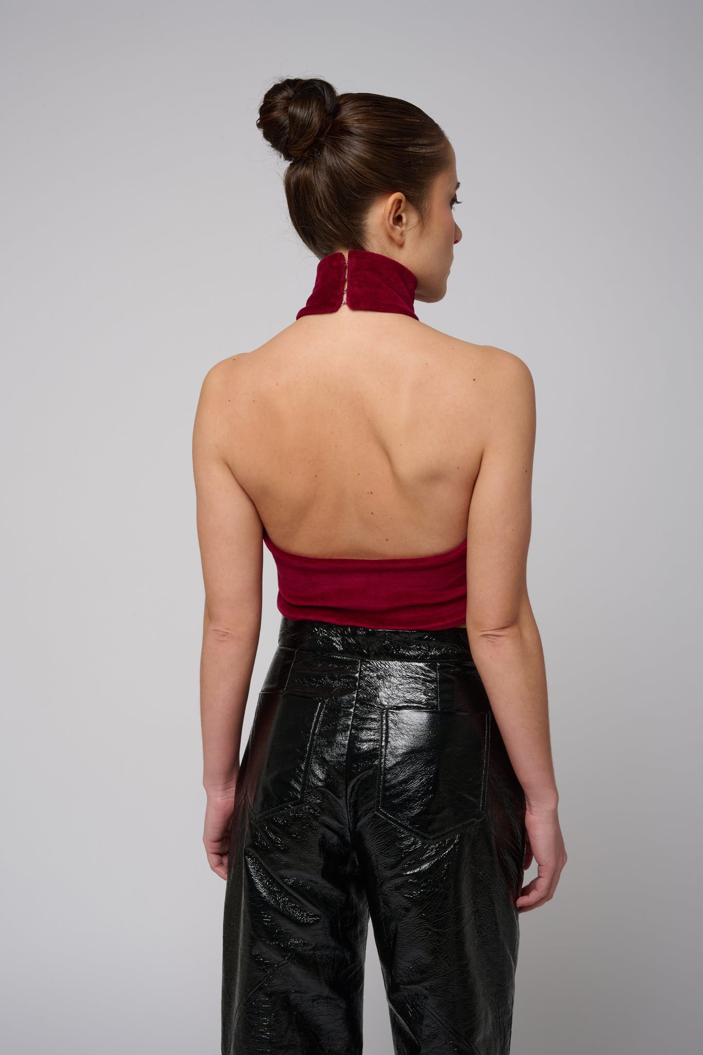 Turtleneck Cropped Top In Magenta Velvet